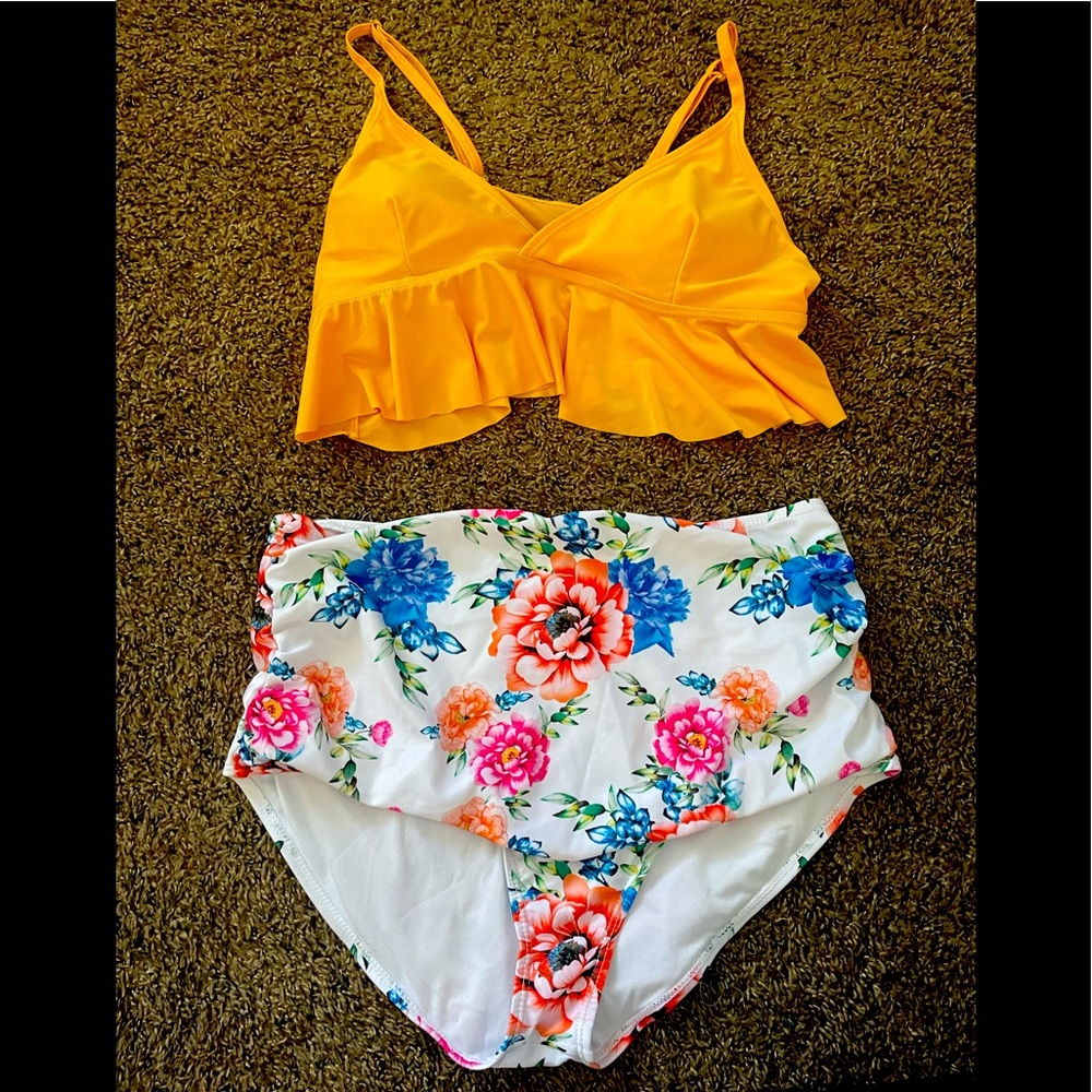 Super cute high waisted bikini with convertible top